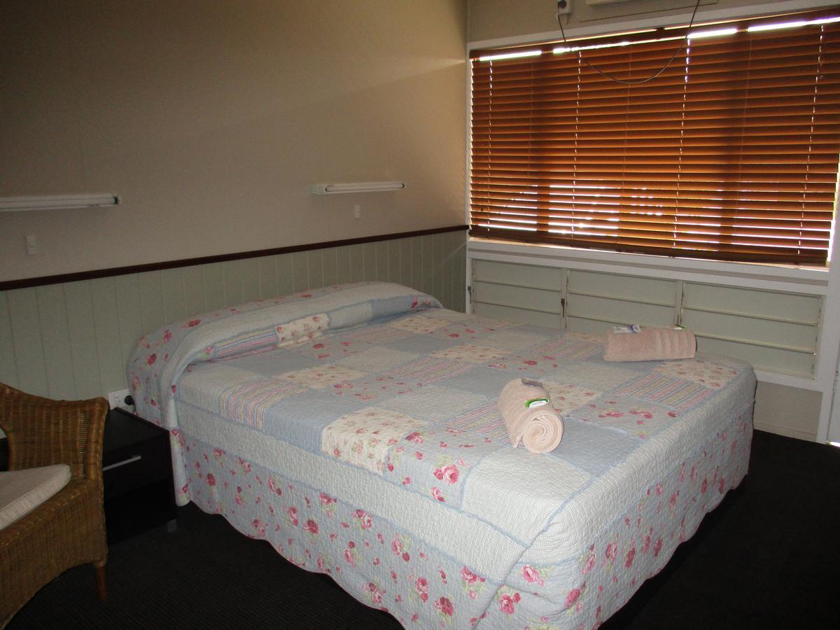 Barcaldine Country Motor Inn المظهر الخارجي الصورة