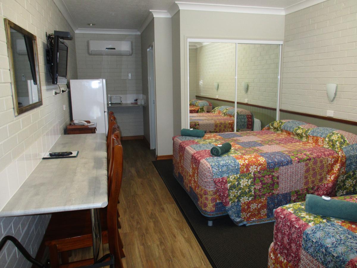 Barcaldine Country Motor Inn المظهر الخارجي الصورة