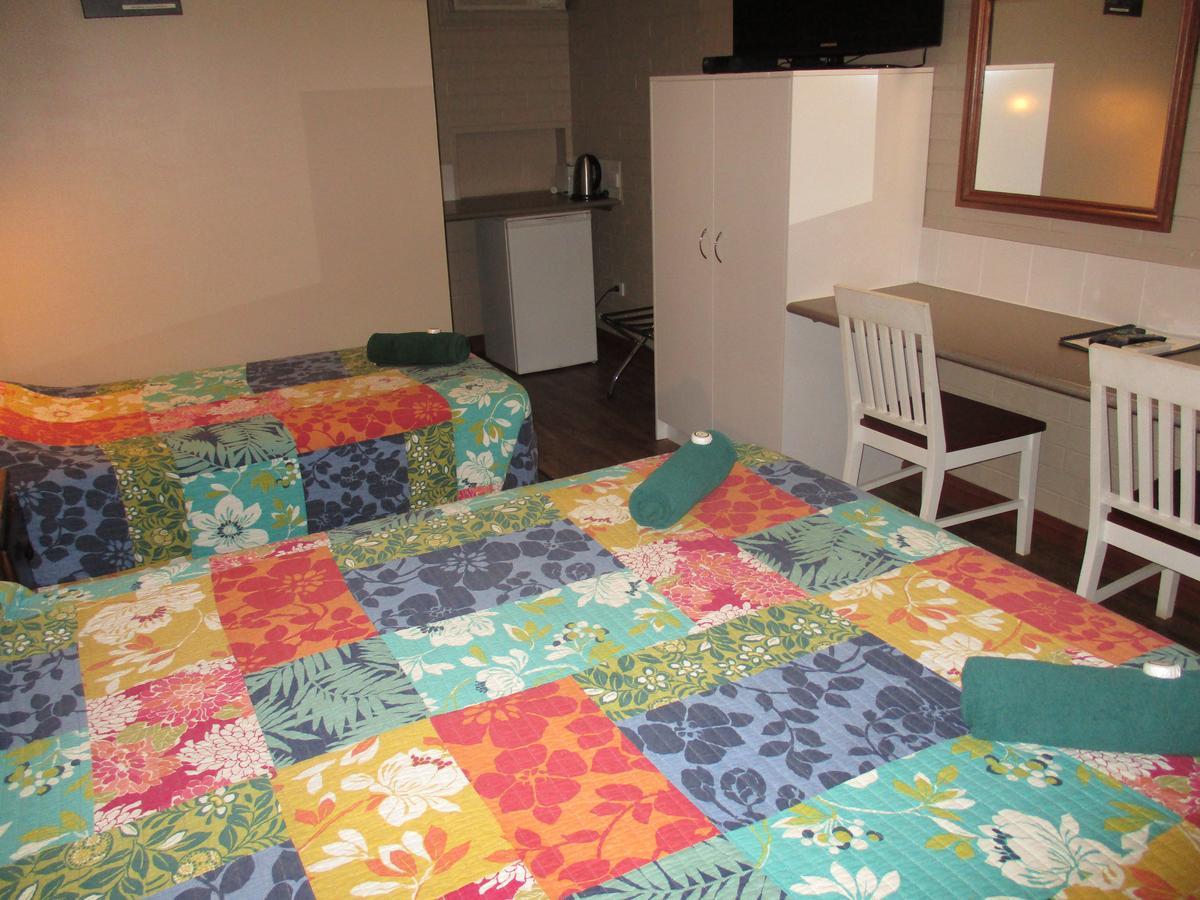 Barcaldine Country Motor Inn المظهر الخارجي الصورة